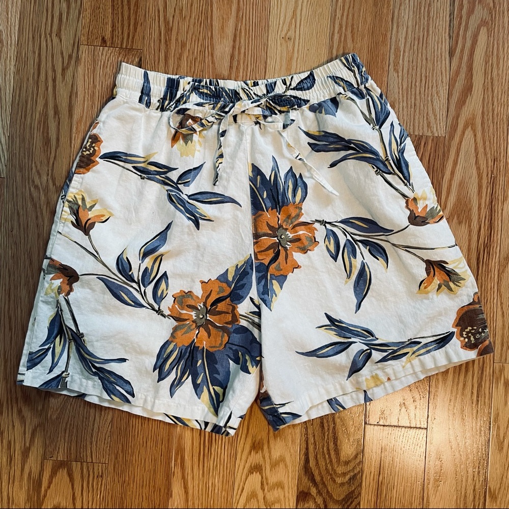 Linen High Waisted Shorts - Tropical Print